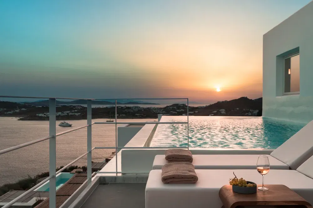 Magnificent 8 bedroom villa by the sea in Agios Mykonos 3796728847