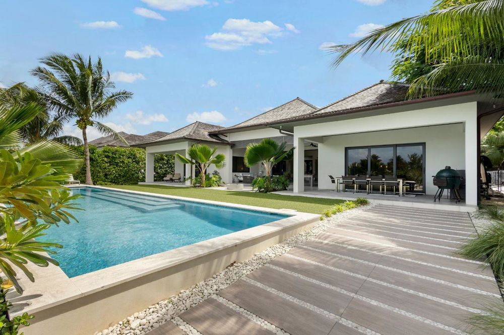 For sale, a modern single-storey villa in Montagu Old Fort Bay – Bahamas. 3817463693