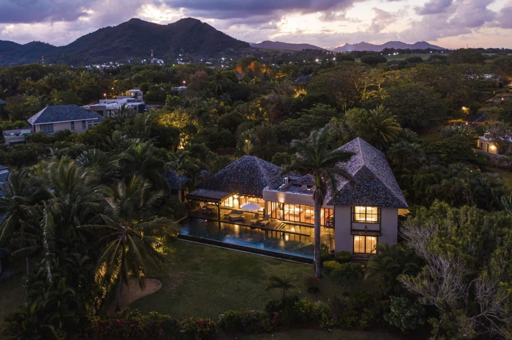 Exceptional Villa in Anahita, with a breathtaking view of the golf course and the ocean 3833383789