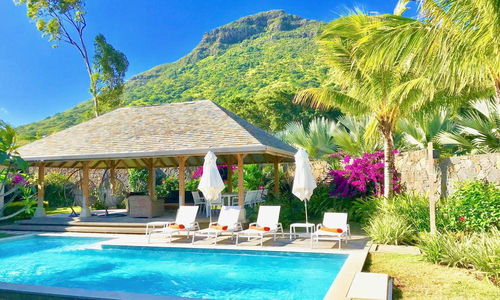 3-bedroom villa in an ideal location in Rivière Noire, Mauritius 3875250587