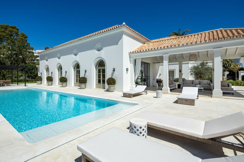 Villa Tuscany : Sumptuous villa with panoramic golf views in La Cerquilla, Marbella 3885047089