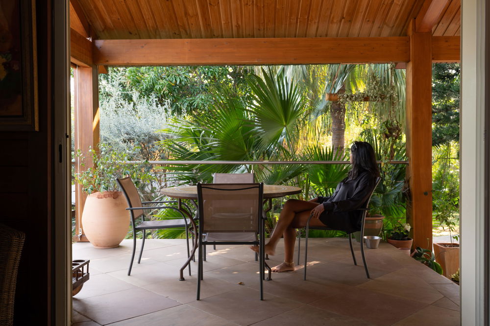 Architect-Designed Villa with Pool and Tropical Gardens – St-Gilles, Réunion 3930384854