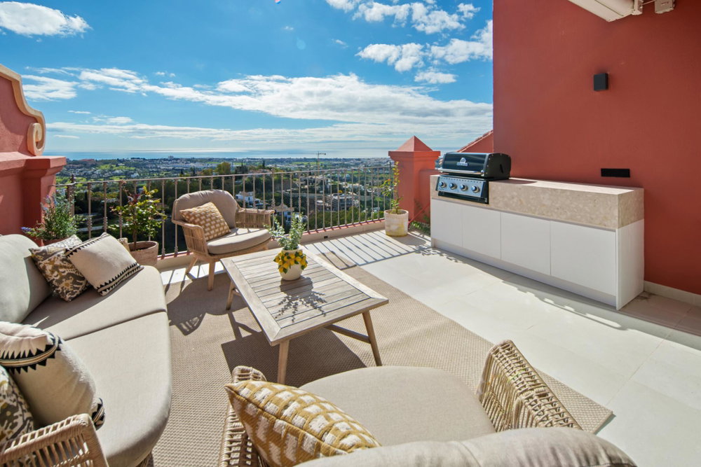 Luxury villa for sale in Monte Halcones, Benahavis | Monte Halcones 3F 3938922648