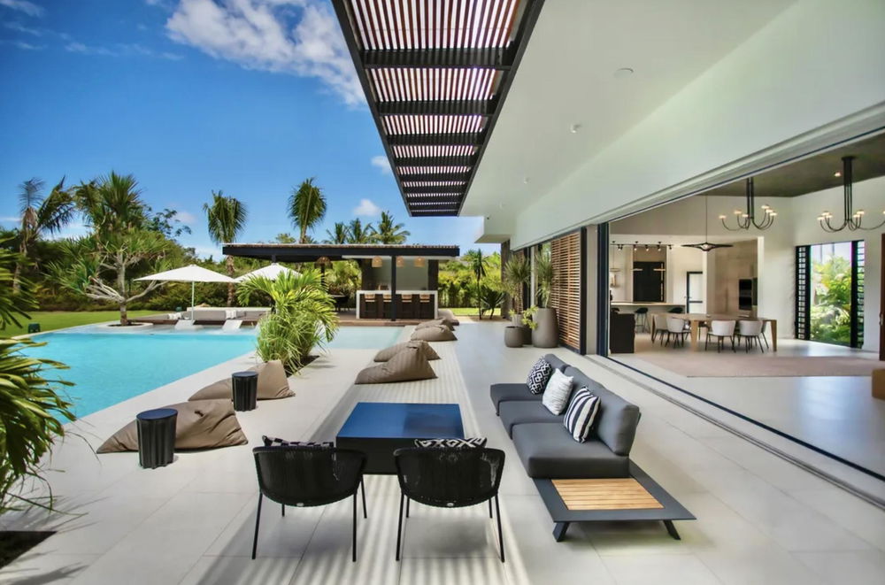 Contemporary Luxury Haven at Anahita Golf & Spa Resort 3988344761