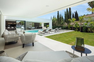 Panoramic villa for sale in Nueva Andalucia, Marbella | Villa Sirius 4128984913