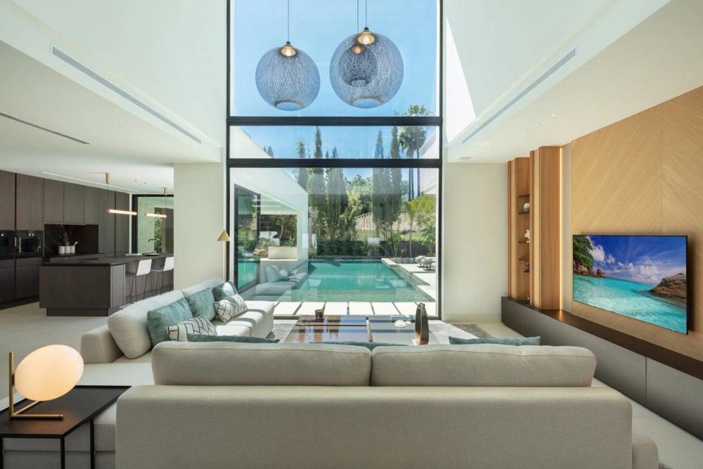 Panoramic villa for sale in Nueva Andalucia, Marbella | Villa Sirius 4128984913