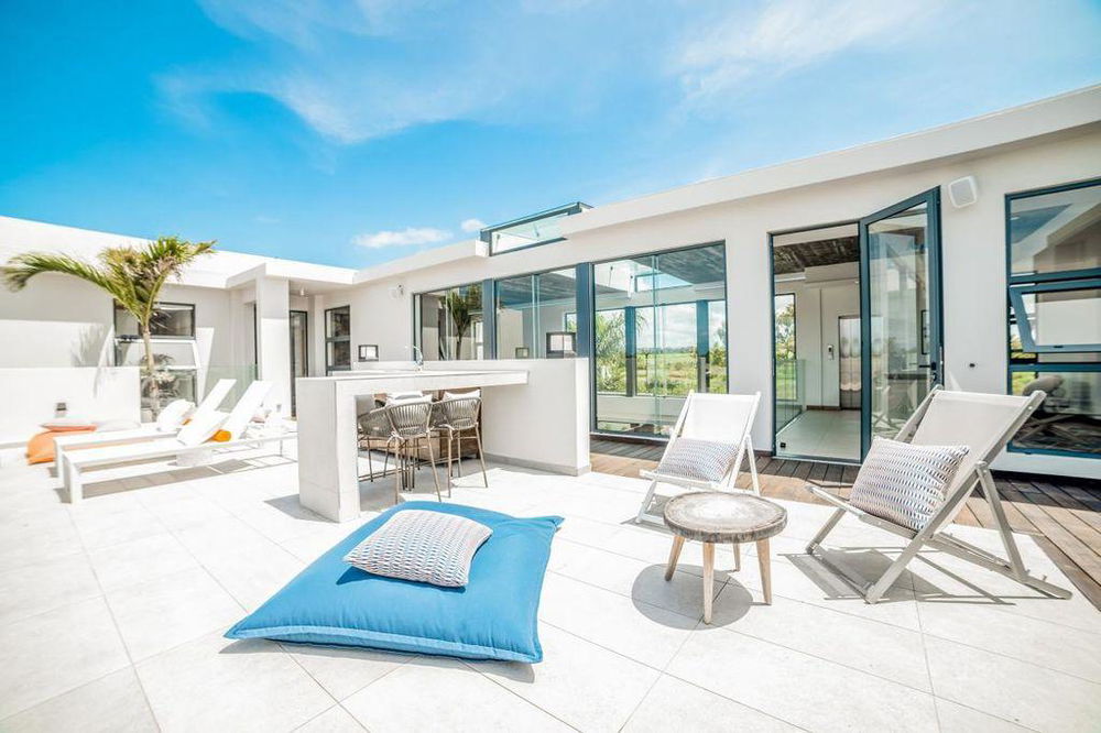 Mauritius Luxury Villa at Anahita – Beachfront Perfection with Golf and Privacy 413536935