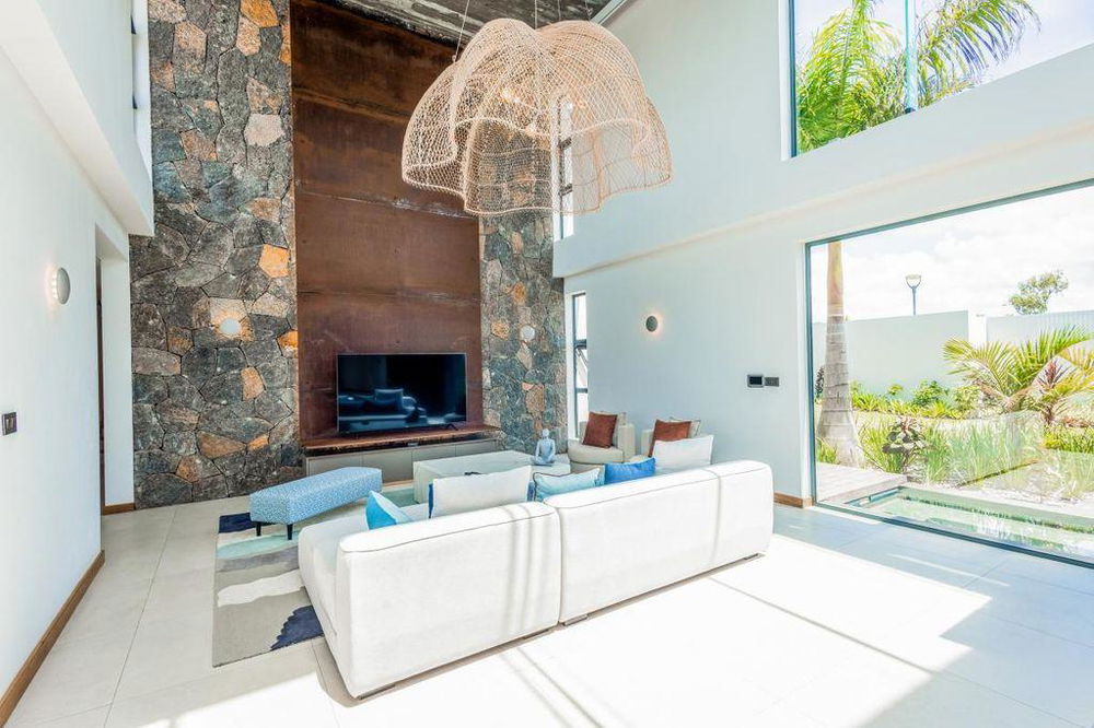 Mauritius Luxury Villa at Anahita – Beachfront Perfection with Golf and Privacy 413536935