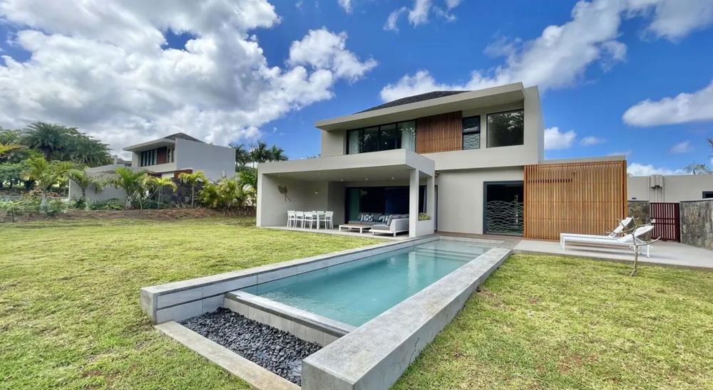 Luxurious Golf Estate Villa in Mauritius – Where Elegance Meets Championship Living 4217684586