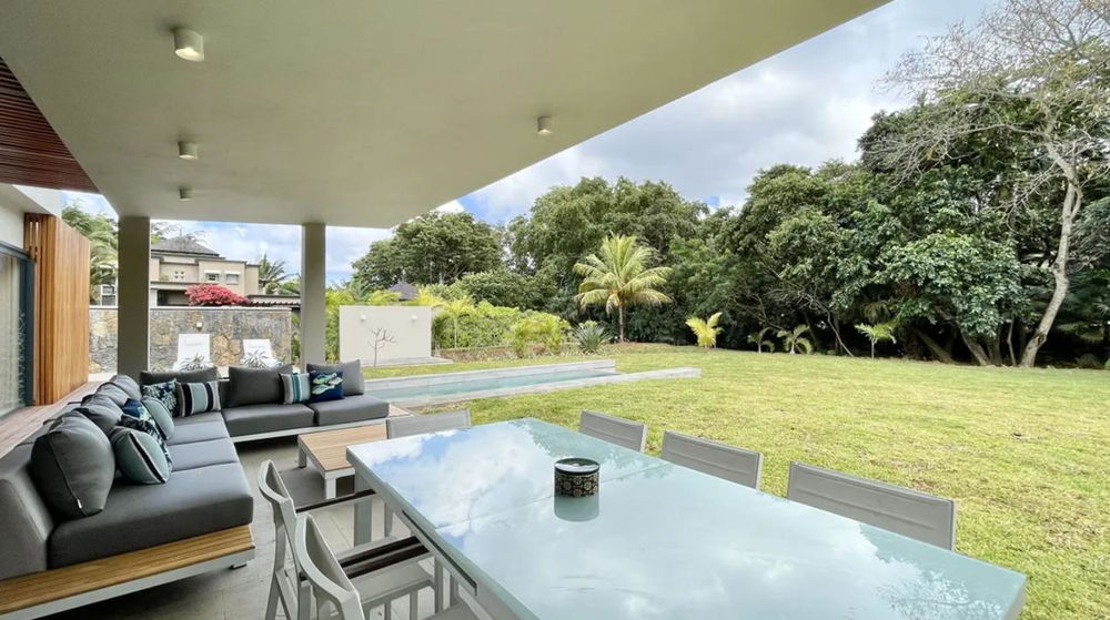 Luxurious Golf Estate Villa in Mauritius – Where Elegance Meets Championship Living 4217684586