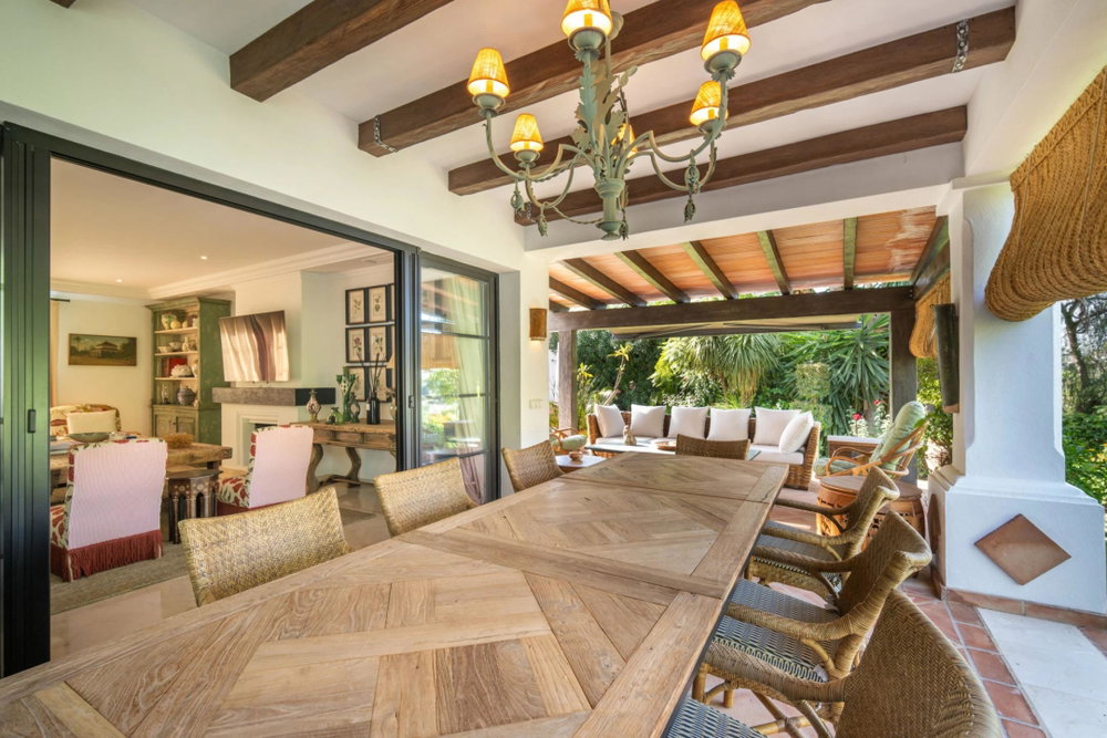 Frontline golf villa for sale in La Quinta, Benahavis | La Quinta 193 4223426875