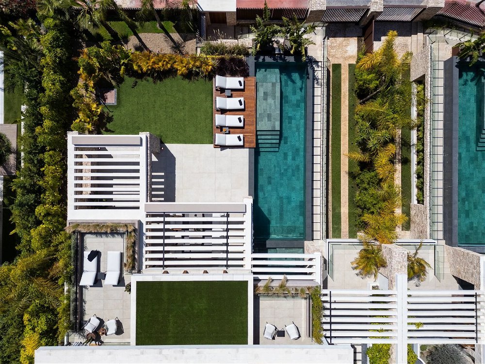 Magnificent contemporary villa for sale in Nueva Andalucia 4253829949