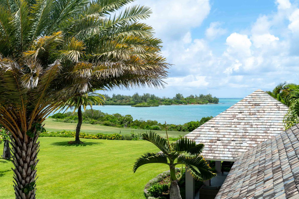 Magnificent villa with sea and golf views for sale at Anahita Golf Resort, Mauritius 4257079319