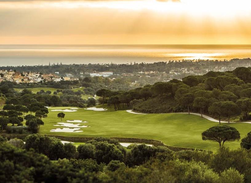 High-end villas in sotogrande – private access to golf and wellness 4265966971