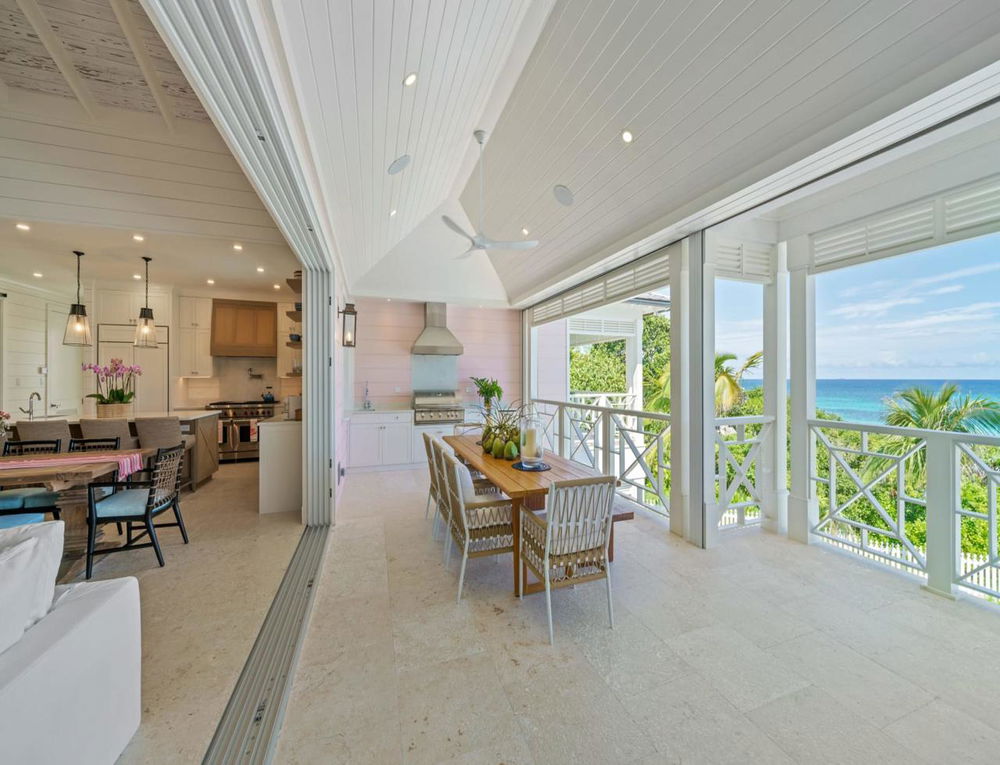 Dream beachfront home for sale in Harbour Island 4274128226