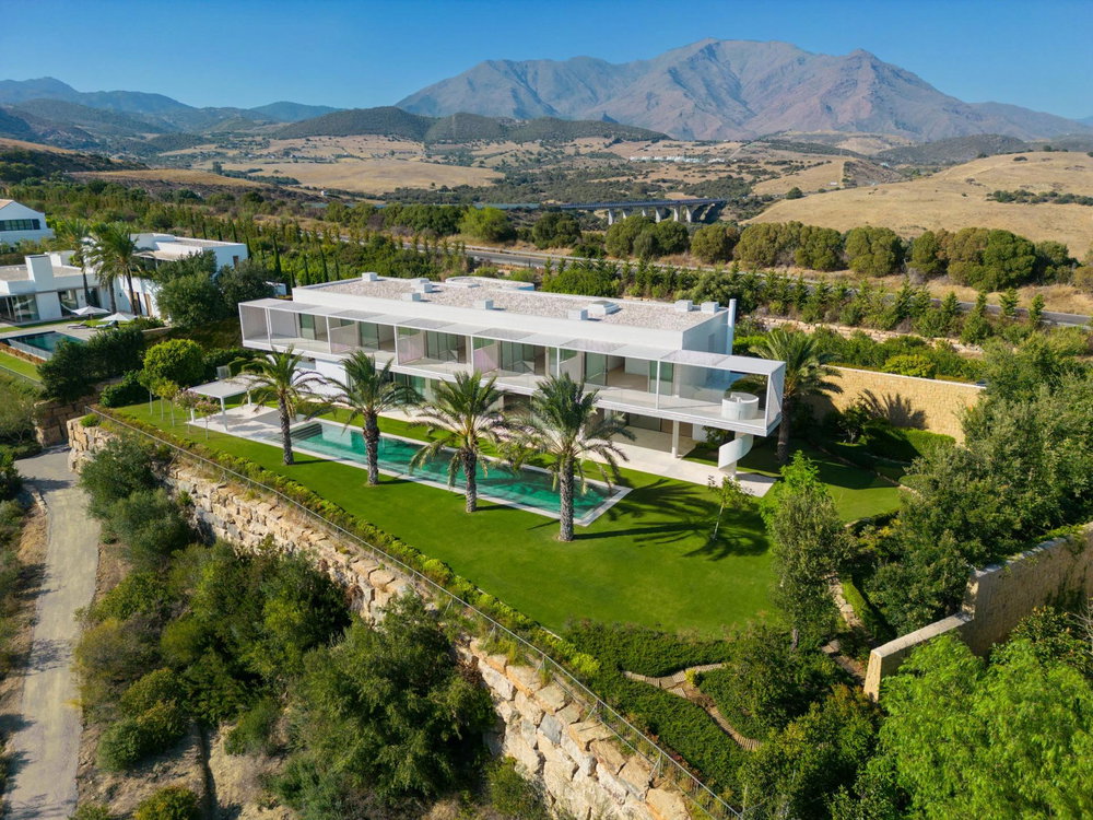 Frontline golf villa for sale in Casares del Sol – Casares Golf, Casares | Golfside Villa 10 448195371