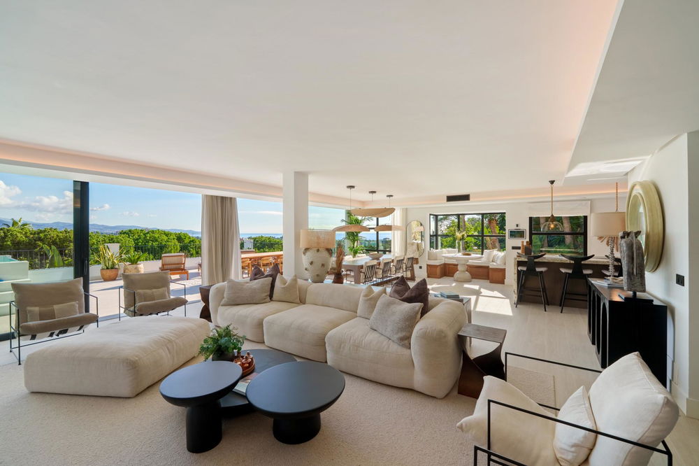 Villa in Marbella, Nueva Andalucia – 6 bed – EUR 11.95M 545386200