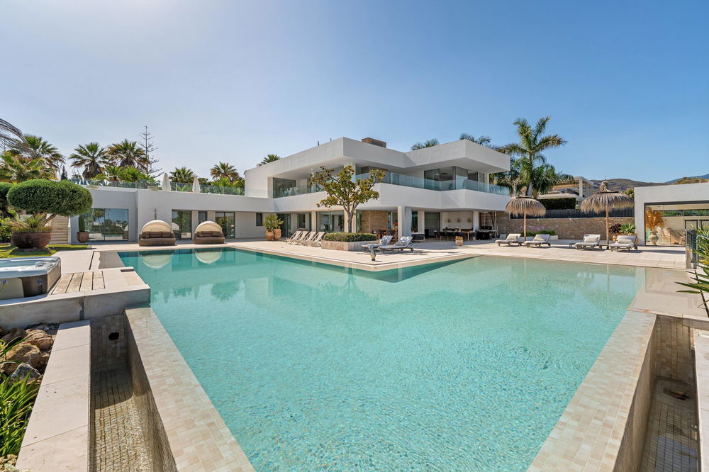 Villa in Marbella, Nueva Andalucia – 7 bed – EUR 7.95M 553290860
