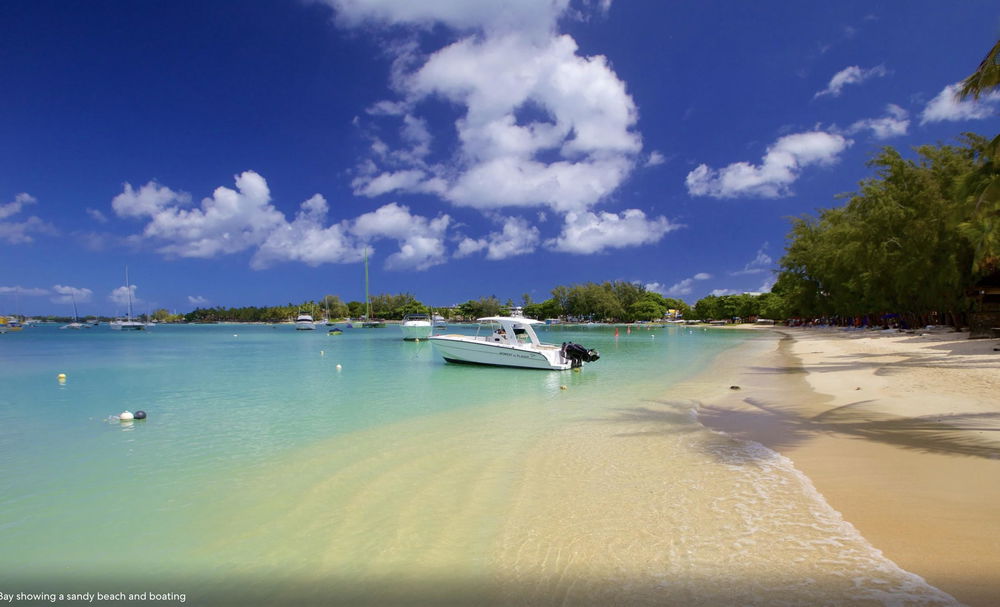 Ground Floor Elegance in Pereybere, Mauritius 569630279