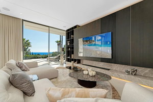 Sea-view villa for sale in Marbella Golden Mile, Marbella | Villa Allure 612923029
