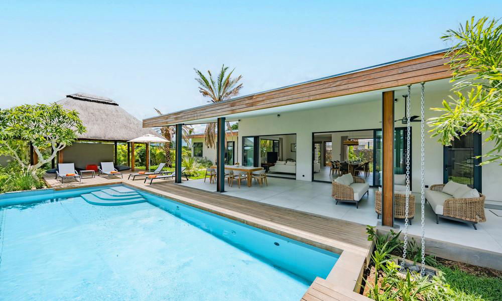 Exceptional villa with pool for sale on the West Coast of Mauritius 674746610