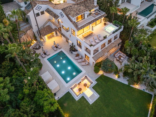 Villa for sale in Marbella – Nueva Andalucia | Villa Cielo… 718705974