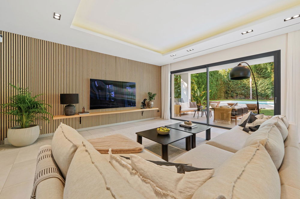 Villa in Marbella, Nueva Andalucia – 5 bed – EUR 4.89M 738621979