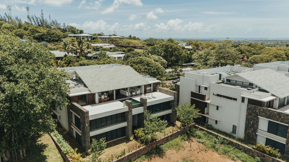 Buy a Magnificent Penthouse with Infinity Pool in Northern Mauritius – Belle Vue Harel 751011965
