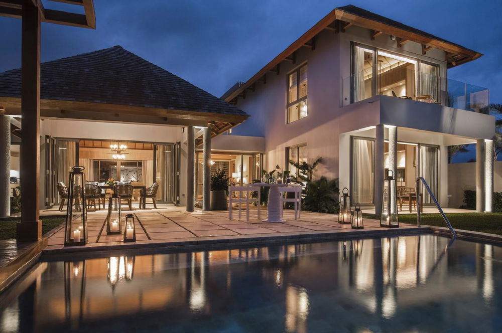 4-bedroom villa with exclusive access to luxury services in Mauritius. 806493185