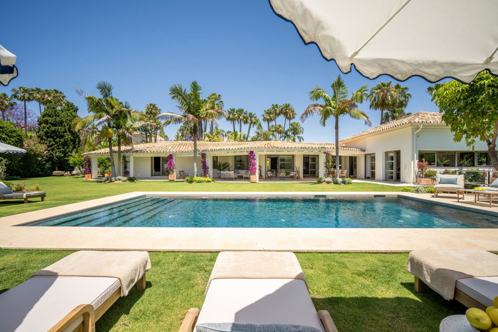 Villa for sale in Marbella – Nueva Andalucia | Villa Palm… 816965723