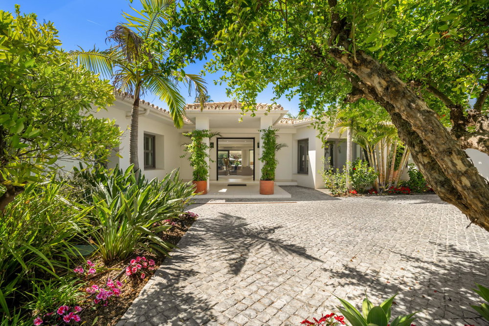 Villa for sale in Marbella – Nueva Andalucia | Villa Palm… 816965723