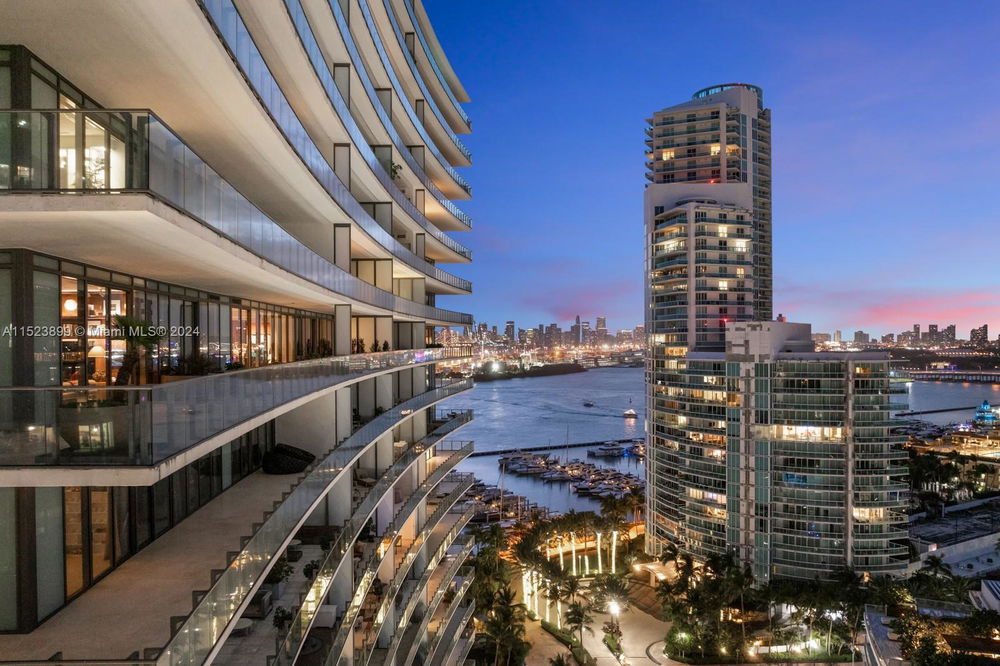 Luxury 5 bed/6 bath Residence with Panoramic View in Miami Beach 819018196