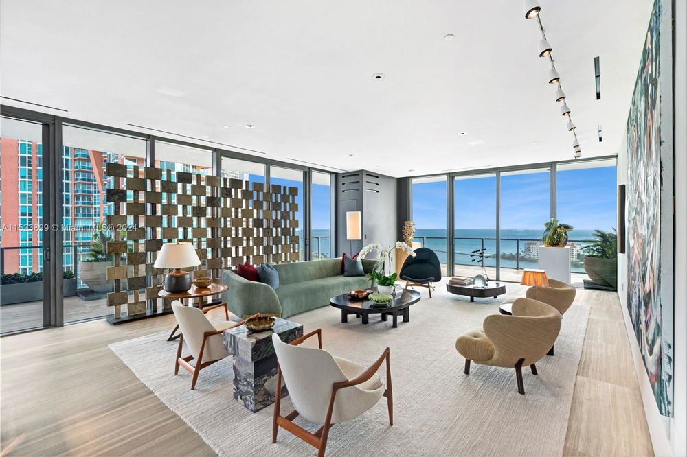 Luxury 5 bed/6 bath Residence with Panoramic View in Miami Beach 819018196