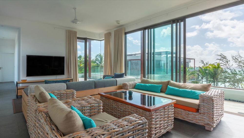 Penthouse in Palmar by the sea with panoramic views, swimming pool and private beach 828909658