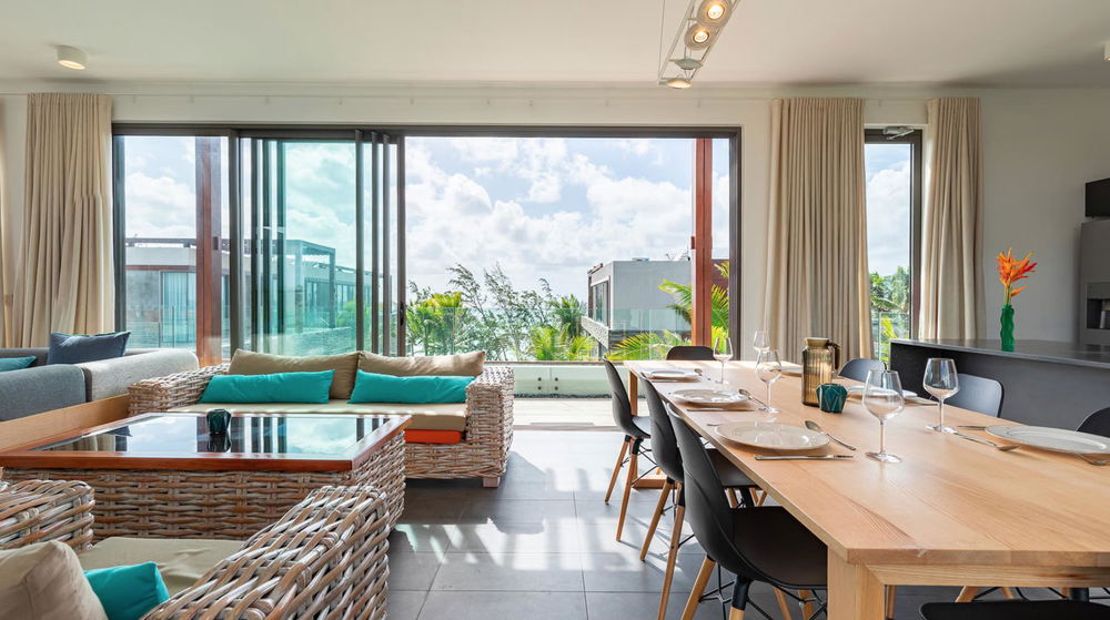 Penthouse in Palmar by the sea with panoramic views, swimming pool and private beach 828909658