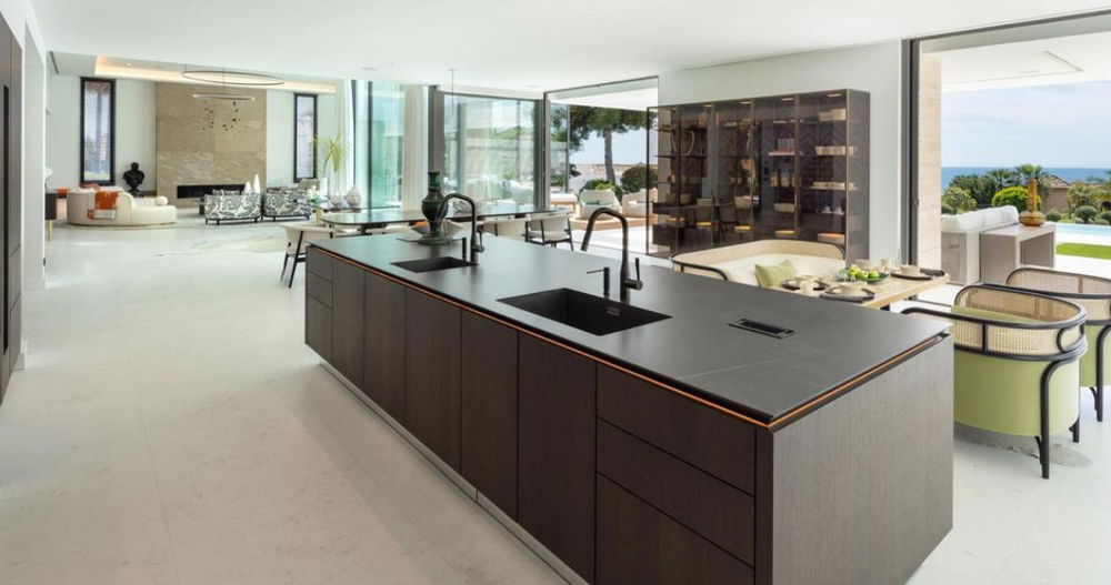 Exceptional villa with panoramic sea views in Sierra Blanca, Marbella 837424306