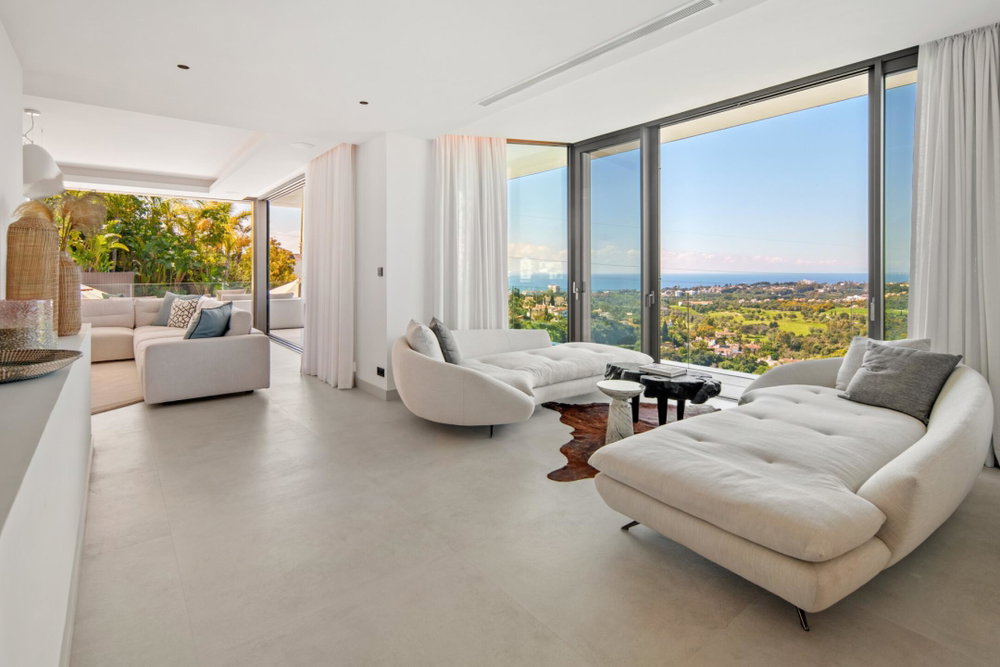 Sea-view villa for sale in Marbella Este, Marbella | Rosario 430 841954316