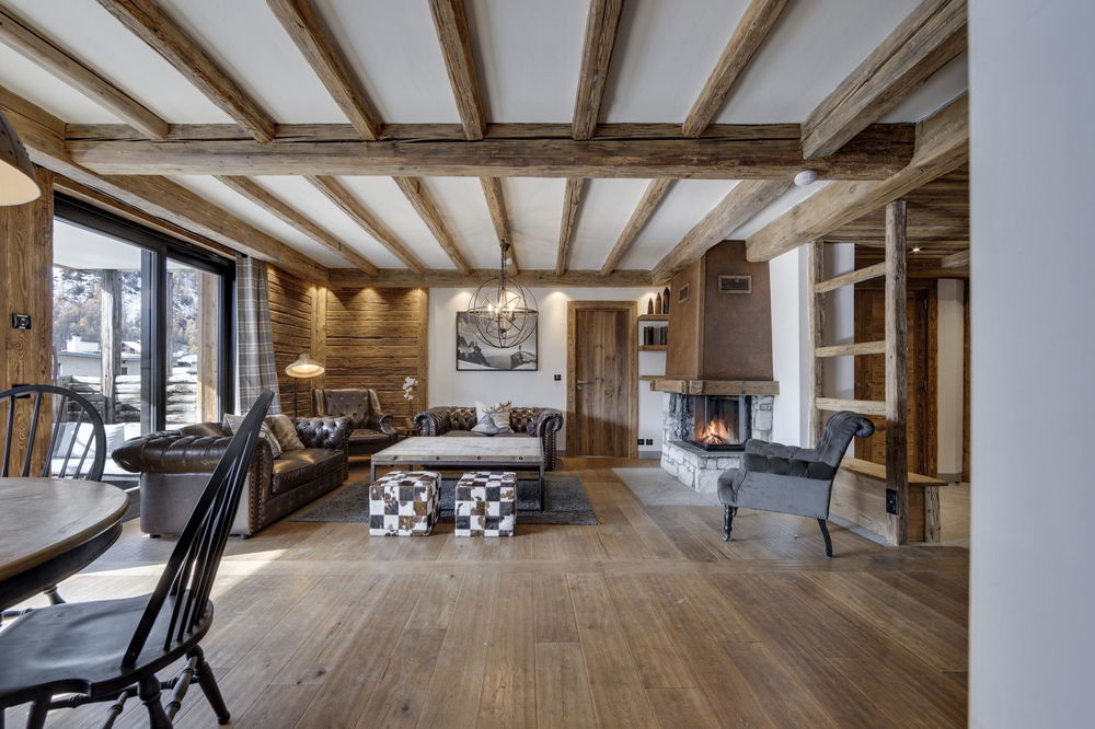 Exceptional 3-Bedroom Apartment in Val d’Isère – High Floor, Panoramic Views & Private Sauna 849919070