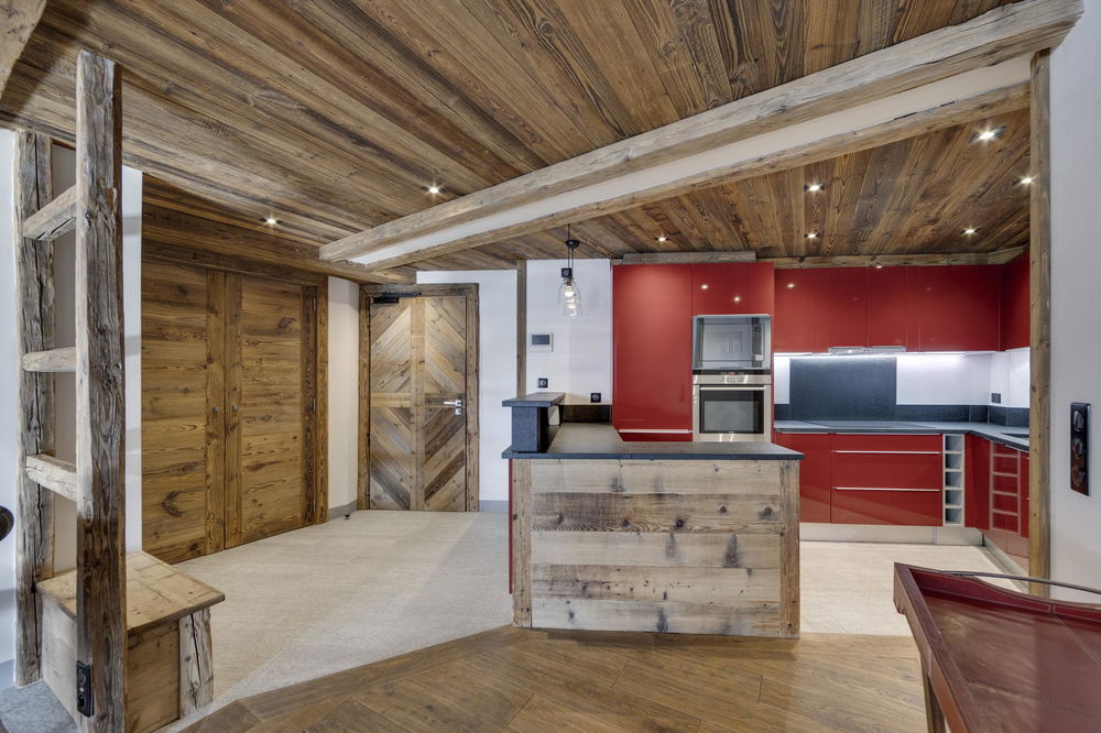 Exceptional 3-Bedroom Apartment in Val d’Isère – High Floor, Panoramic Views & Private Sauna 849919070