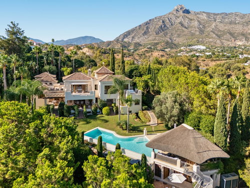 Sea-view villa for sale in Marbella Golden Mile, Marbella | El Bosque 855014650