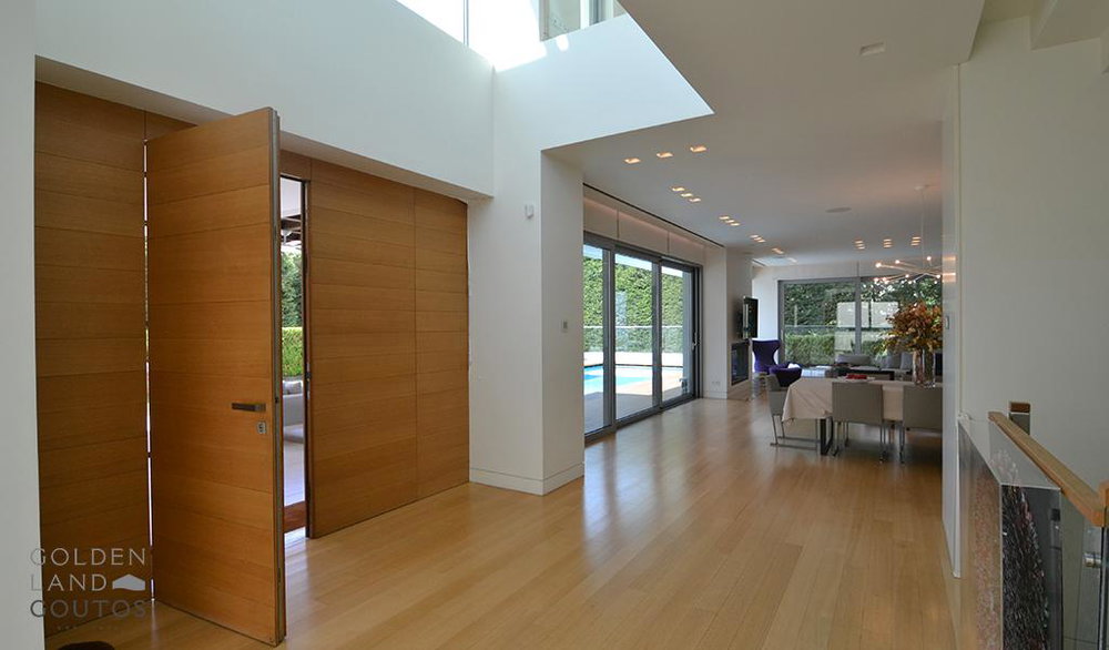 Villa Erudio Glyfada for sale in Athens 892910502