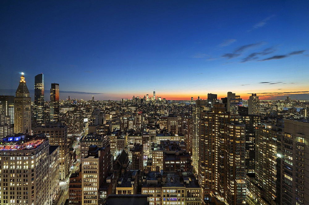 For sale: luxury penthouse with panoramic views in Lower Manhattan 906440020