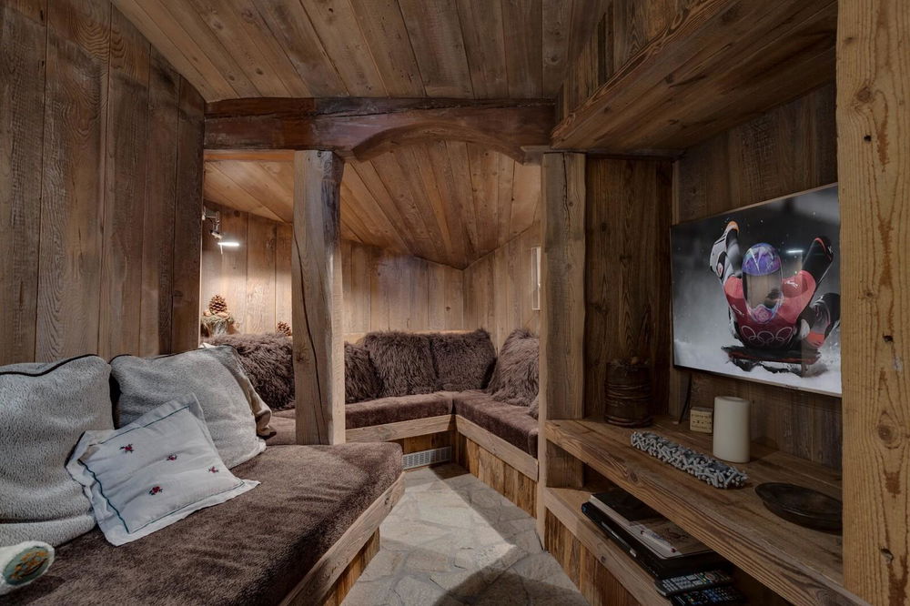 Exceptional Chalet in Val d’Isère: Luxury and refinement in the heart of the Alps 962986337