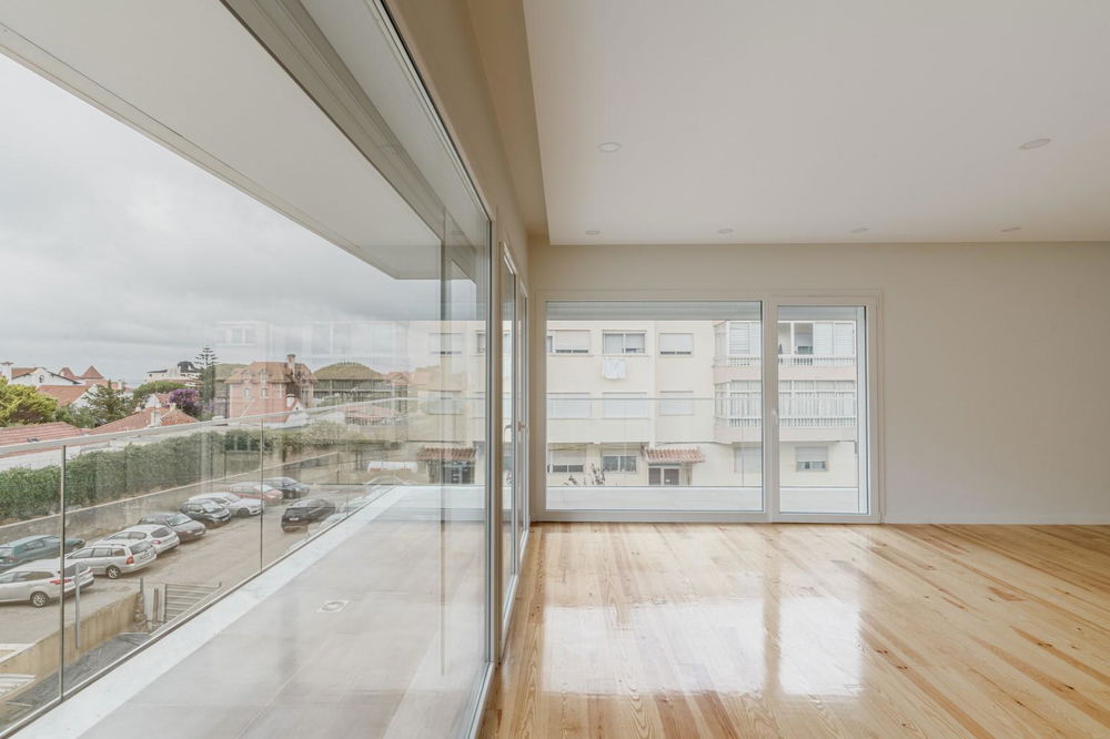 Excellent 3+1 Bedrooms Apartment São João Estoril, Cascais 2510084246