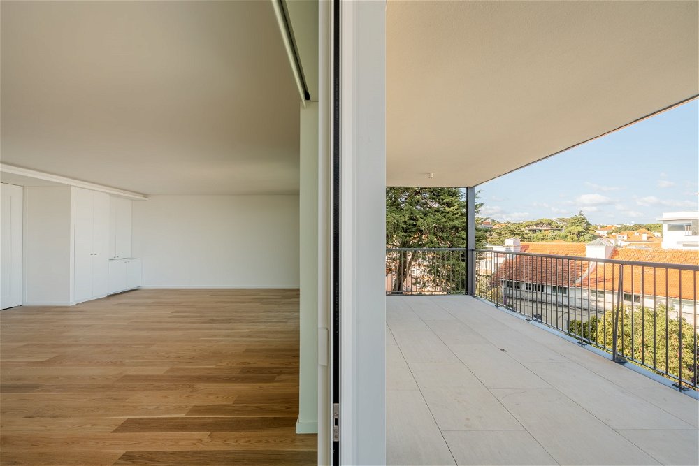 Magnificent 4 Bedrooms Apartment with sea view, Monte Estoril 7375730