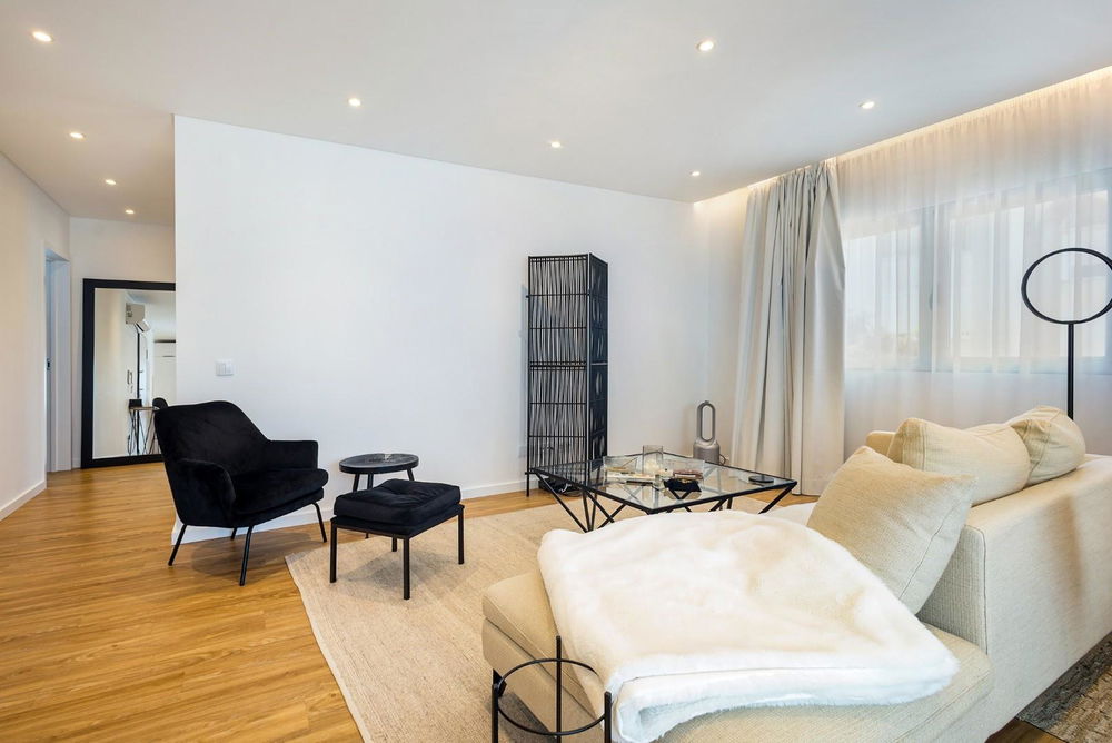 Excellent, 2 bedrooms Apartment, Alapraia, Estoril 2787973923