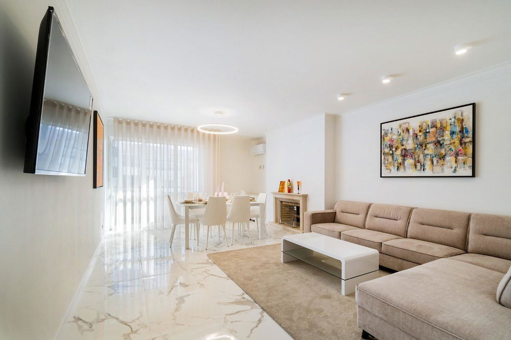Fully renovated 3 bedroom, Apartment, Bairro do Rosário, Cascais 1124227389