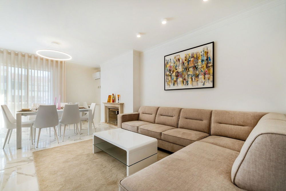 Fully renovated 3 bedroom, Apartment, Bairro do Rosário, Cascais 1124227389