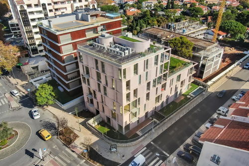 Brand-New 3-Bedroom Apartment for Sale in Gandarinha, Cascais 1385899367