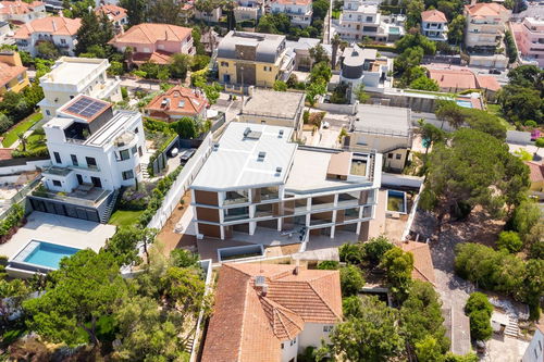 Exceptional Three-Bedroom Apartment with Panoramic Sea Views, Estoril 2759335554